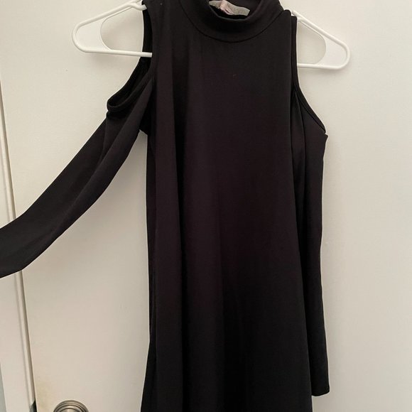Planet Gold Longsleeve Mockneck Dress with Peekaboo Shoulders - Picture 3 of 4